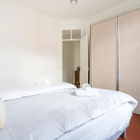 Les Tomettes D Antan Avec Balcon En Plein Apartament Cannes
