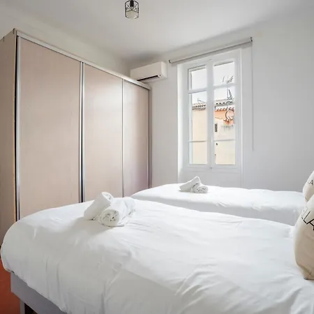 Apartment Les Tomettes D Antan Avec Balcon En Plein